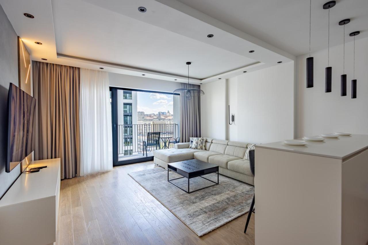 Terra Luxe Residences Sajmiste Екстериор снимка