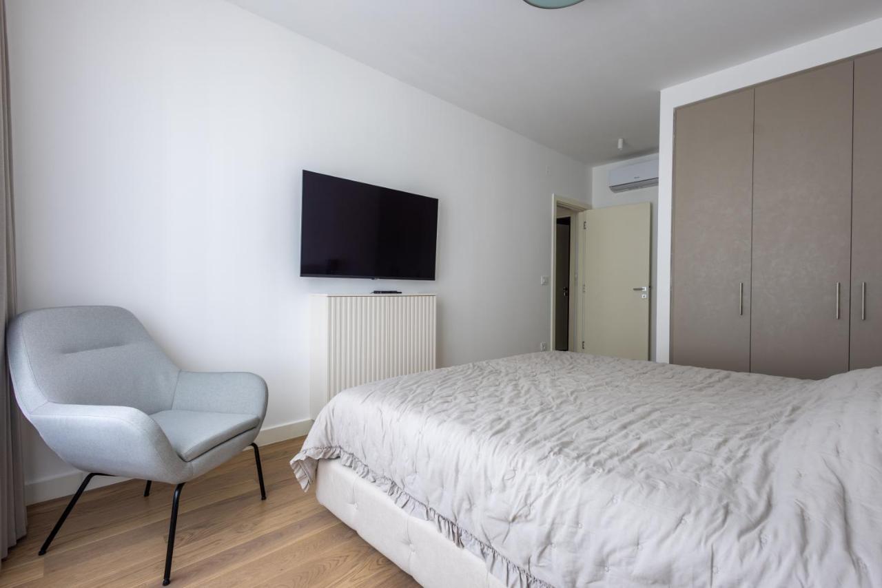 Terra Luxe Residences Sajmiste Екстериор снимка